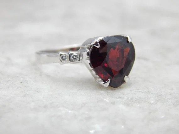 Citrine Gemstone Rings in a Modern Minimalist StylePear Shaped Red Garnet White Gold Ring