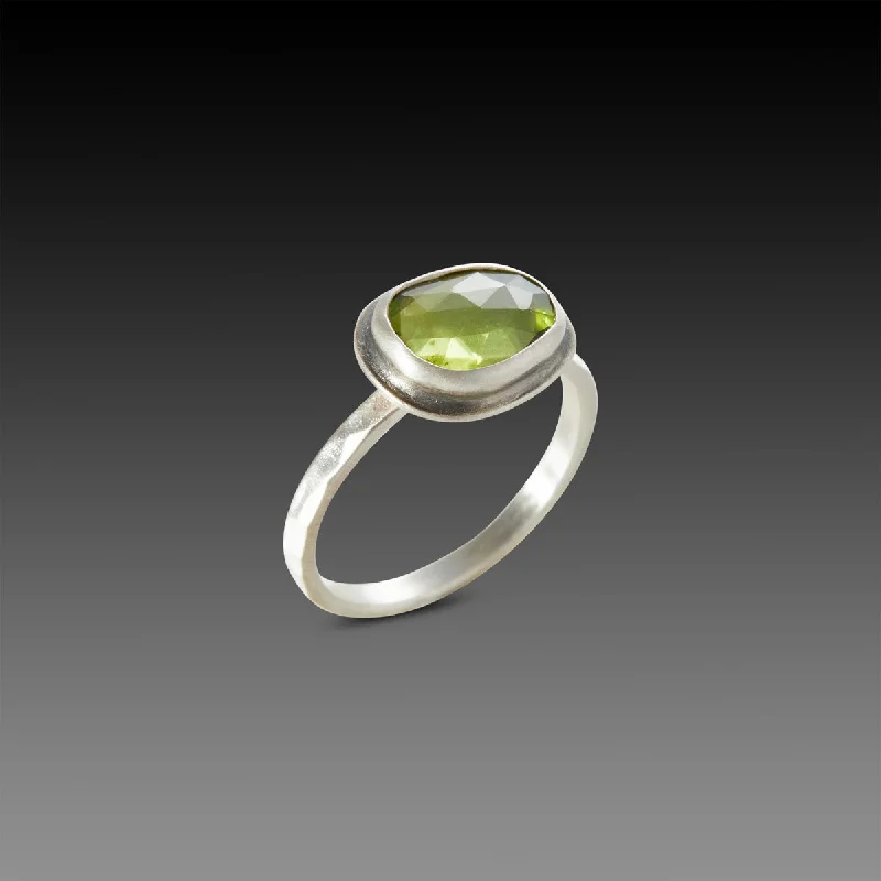 Jade Gemstone Rings with Intricate CarvingsRose Cut Peridot Ring