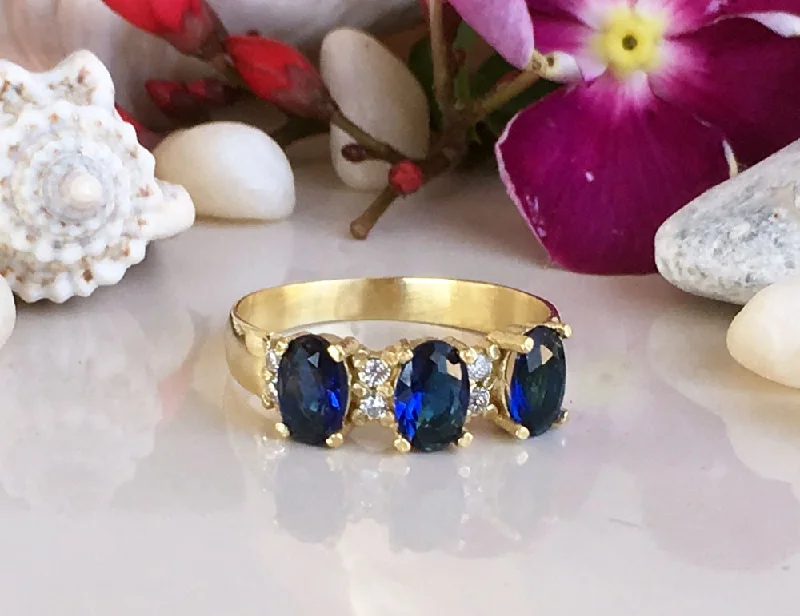 Citrine Gemstone Rings in a Modern Minimalist StyleBlue Sapphire Ring - September Birthstone - Ring with Three Oval Blue Sapphire Gemstones and Clear Quartz Accents