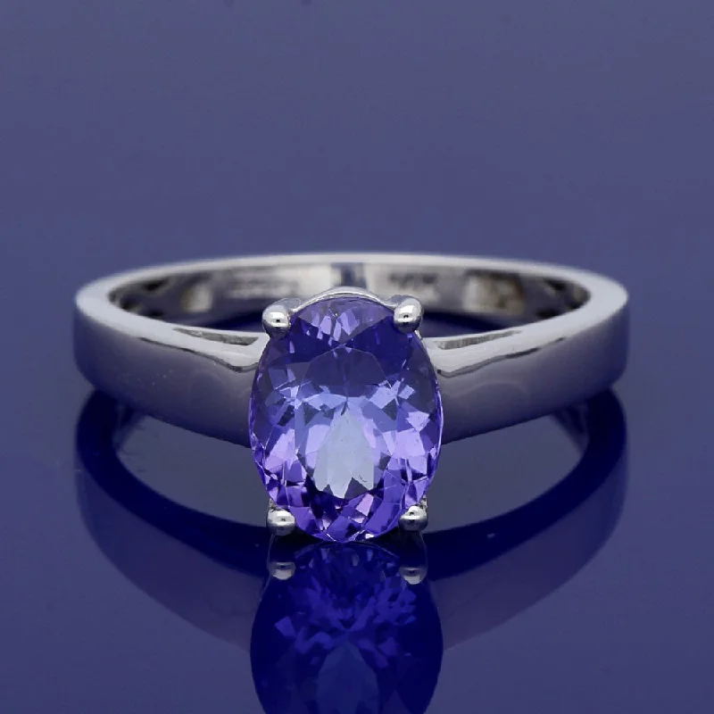 Ruby Gemstone Rings with Intricate Gold Filigree Settings14ct White Gold Oval Tanzanite Ring