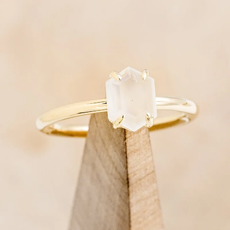 "AURUM" - WHITE QUARTZ SOLITAIRE ENGAGEMENT RING