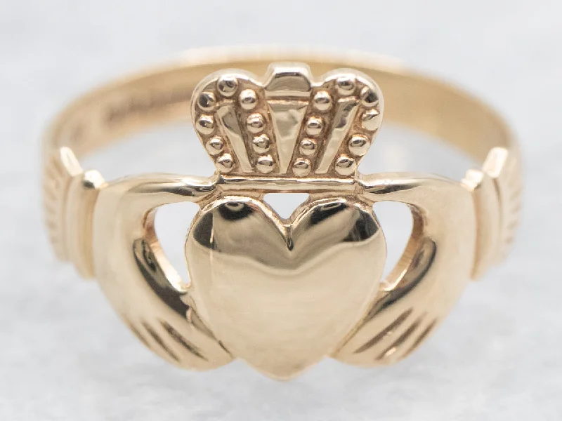 Agate Gemstone Rings with a Banded and Textured DesignYellow Gold Claddagh Ring