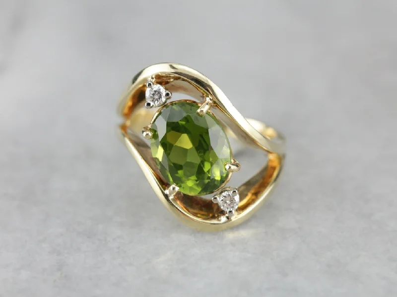 Topaz Gemstone Rings with a Faceted Cut and Shimmering EffectModernist Peridot Cocktail Ring