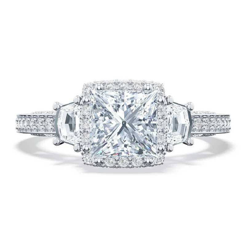 Cushion - Cut Diamond Rings with Double - Prong SettingsDantela