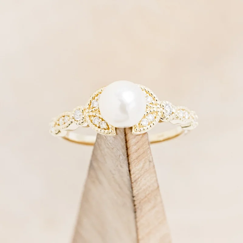 ROUND WHITE AKOYA PEARL ENGAGEMENT RING WITH DIAMOND ACCENTS