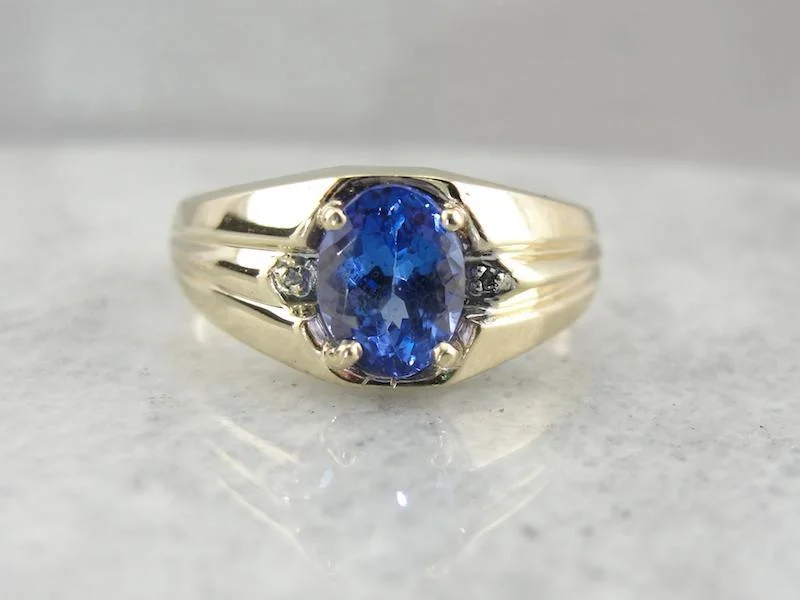 Jade Gemstone Rings with Intricate CarvingsVintage Men's Ring with Deep Blue Tanzanite