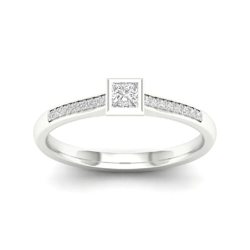 Engagement Rings with a Hidden Halo and Pavé - Set BandDe Couer 10k Gold 1/4ct TDW Diamond Classic Engagement Ring